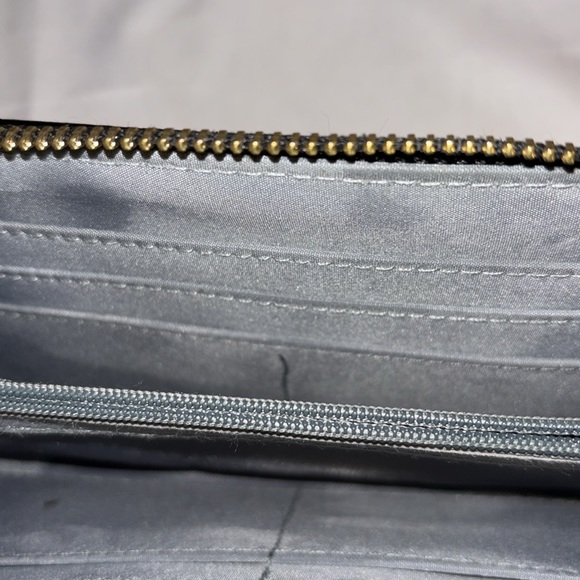 Round Zipper Long Wallet Horsebit Faux Leather Black - Picture 6 of 8